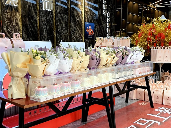 昌禾裝飾·女神節(jié)特輯｜以花為禮，以甜為伴，致敬每一位發(fā)光的你